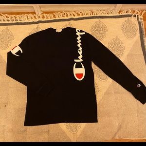 Black long sleeved champion shirt